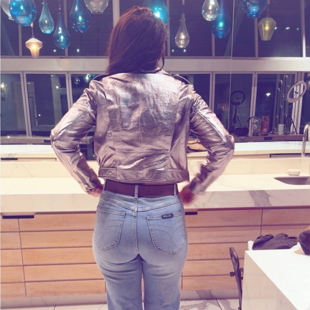 NWT Cami NYC Shimmering Metallic Silver Leather Bomber Moto Jacket Size S - Picture 4 of 11